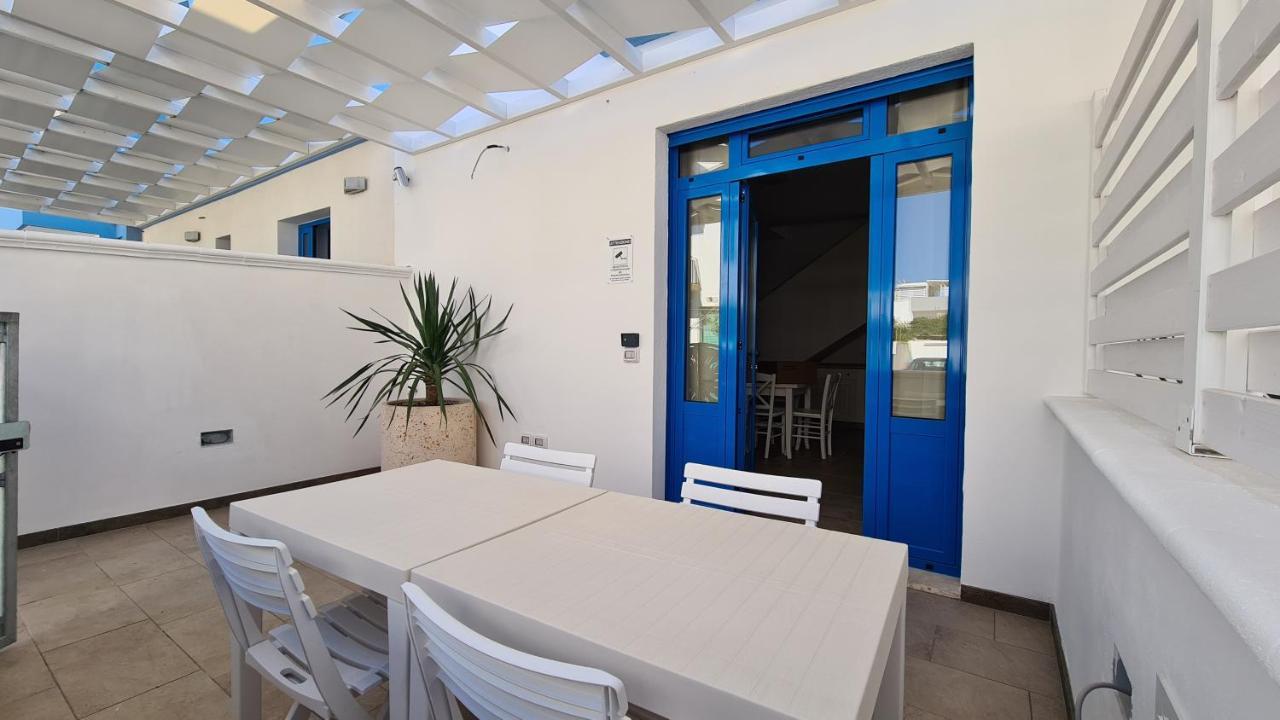 Lido Marini Seahouses Exterior photo