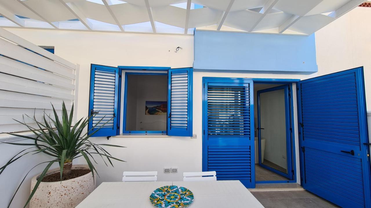 Lido Marini Seahouses Exterior photo