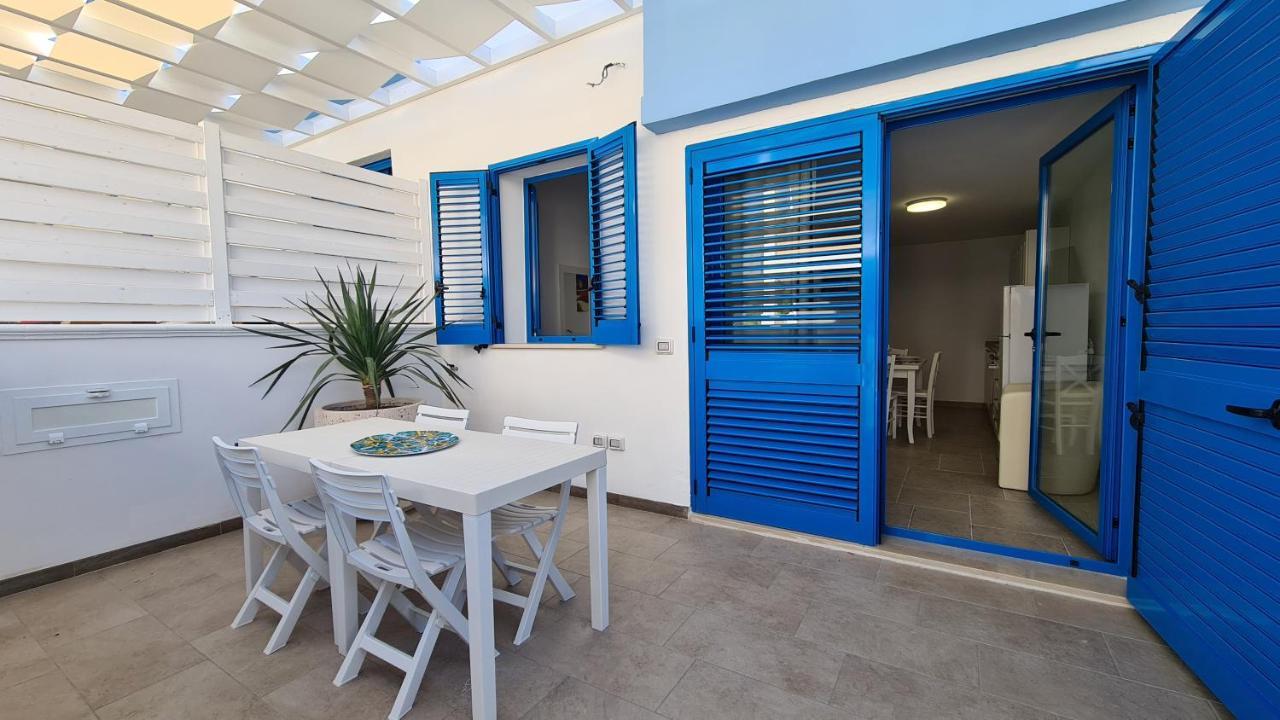 Lido Marini Seahouses Exterior photo